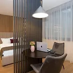 Sarmi - Center, Self Check-in, Free Wifi Apartment